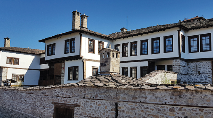 Smolyan Konakları